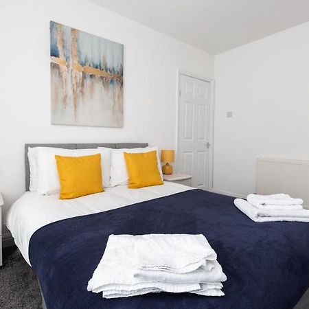 Connaught House - Wi-Fi, Parking, Contractors Villa Preston  Eksteriør billede