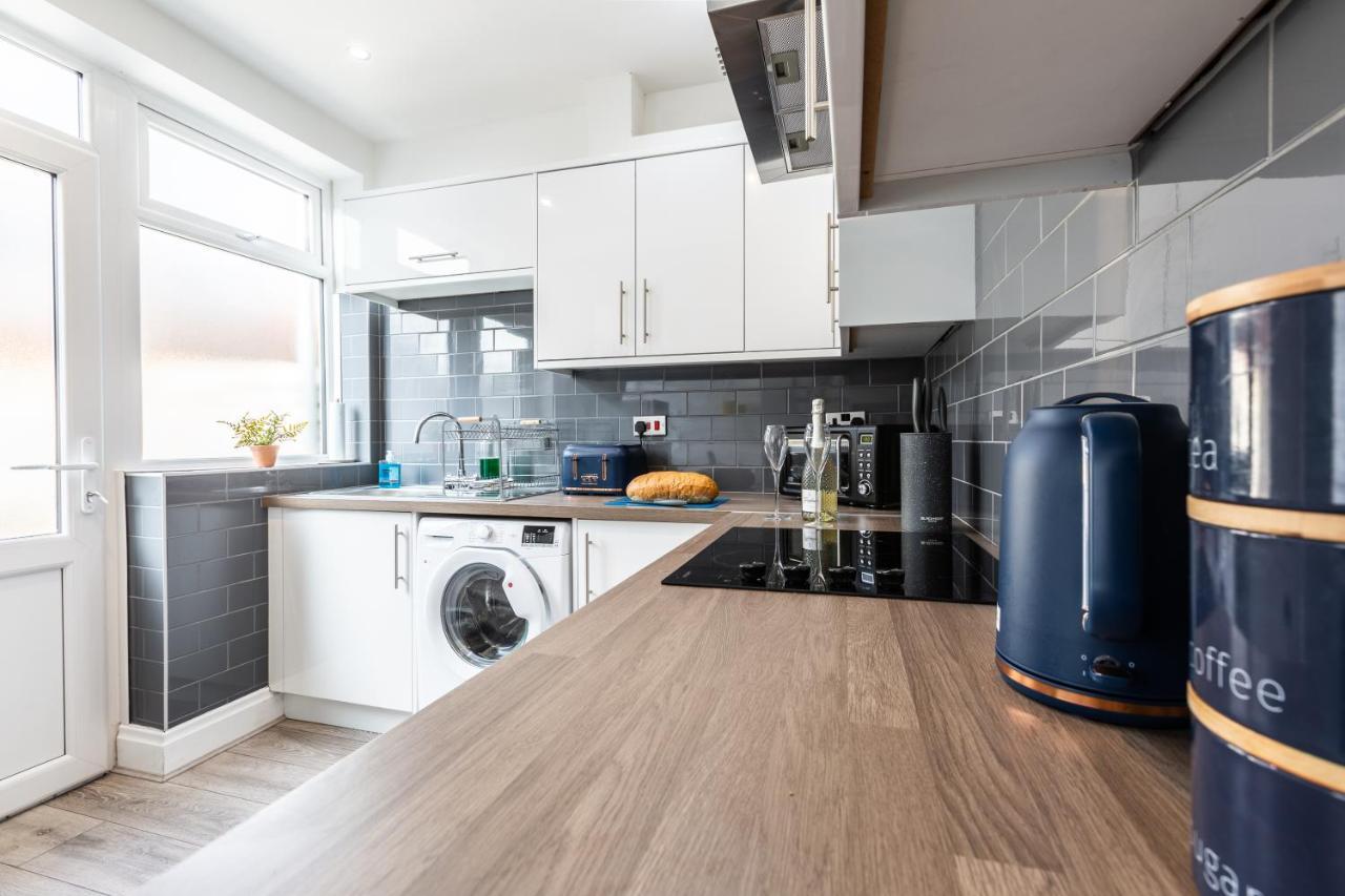 Connaught House - Wi-Fi, Parking, Contractors Villa Preston  Eksteriør billede
