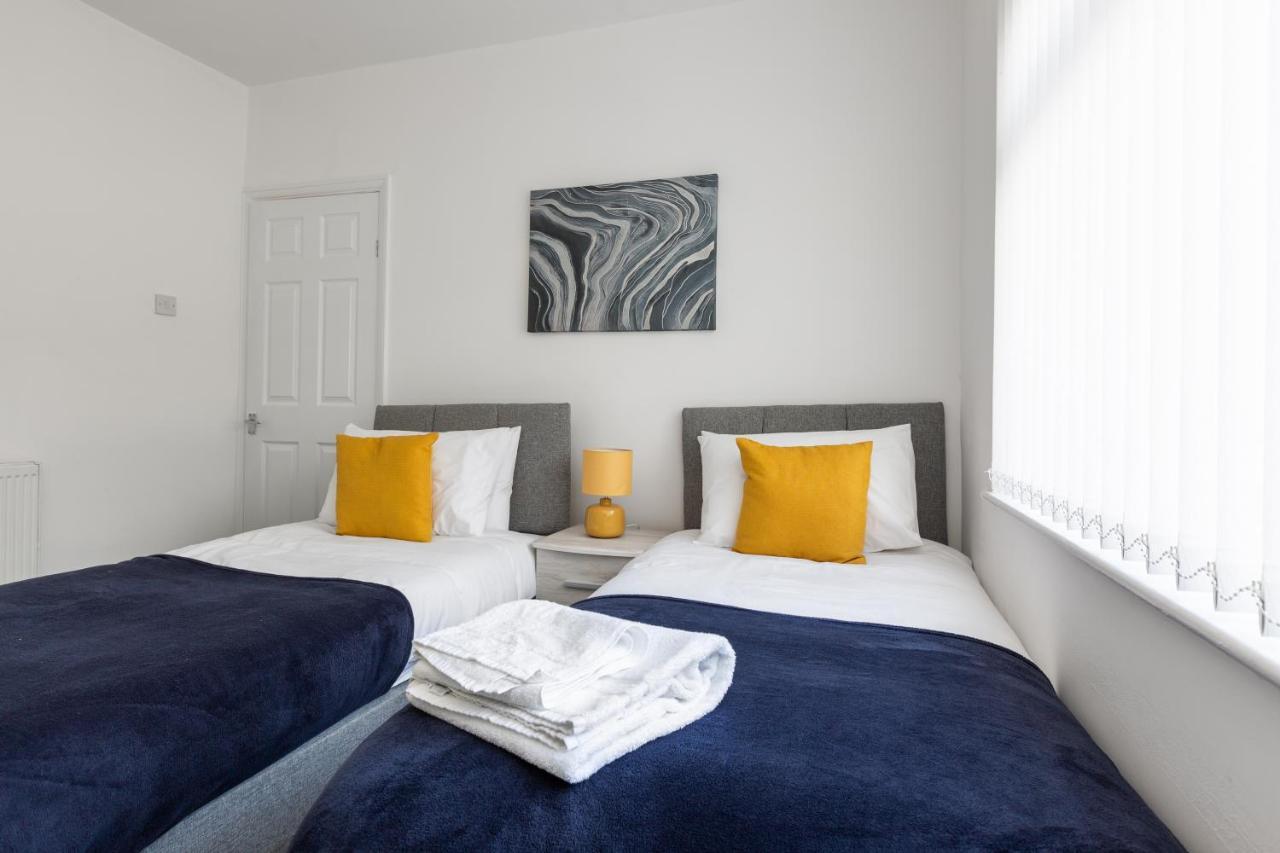 Connaught House - Wi-Fi, Parking, Contractors Villa Preston  Eksteriør billede