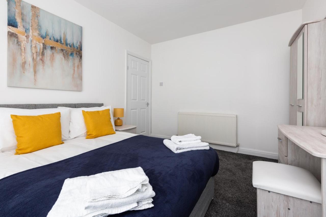 Connaught House - Wi-Fi, Parking, Contractors Villa Preston  Eksteriør billede